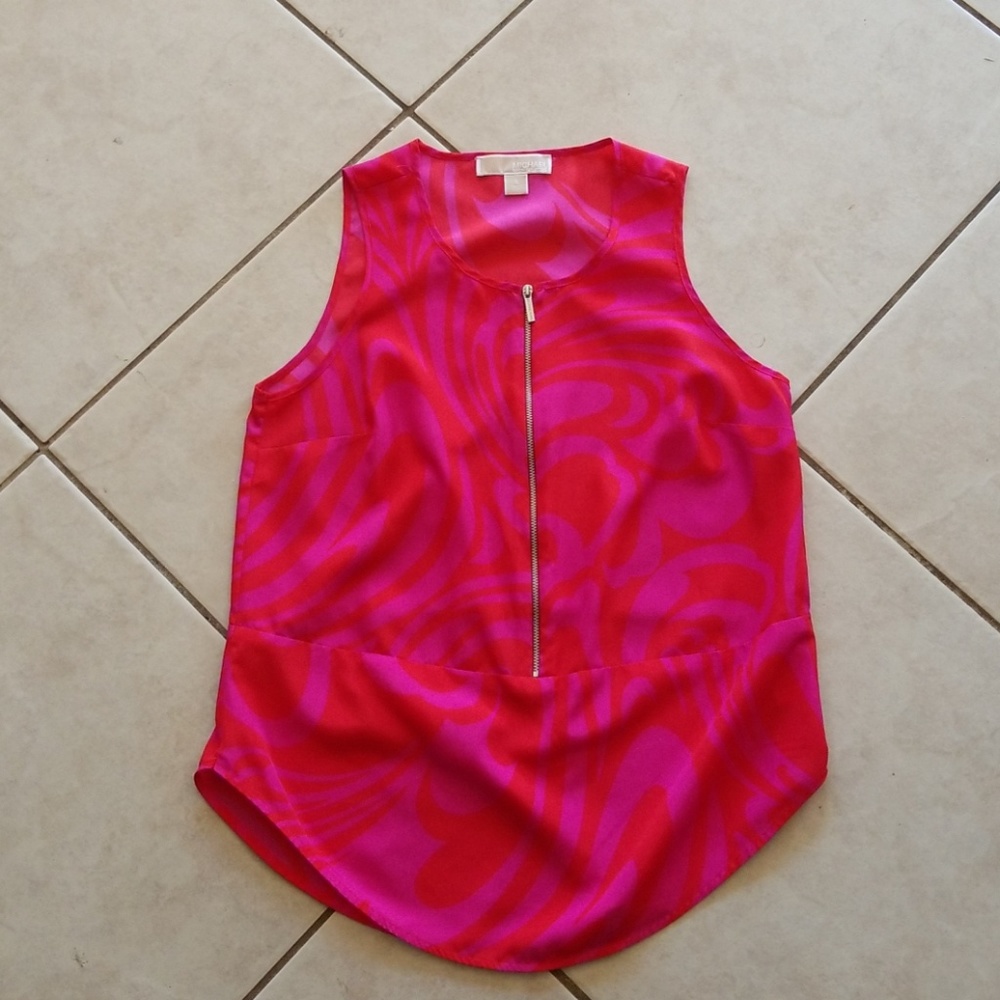 Pink sleeveless blouse
